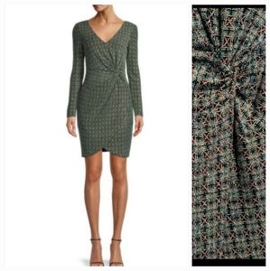 NWOT Guess V-neck faux-wrap dress